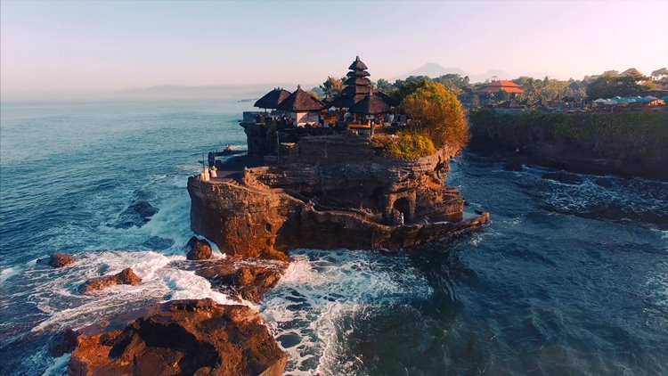 Canggu | LAT.40
