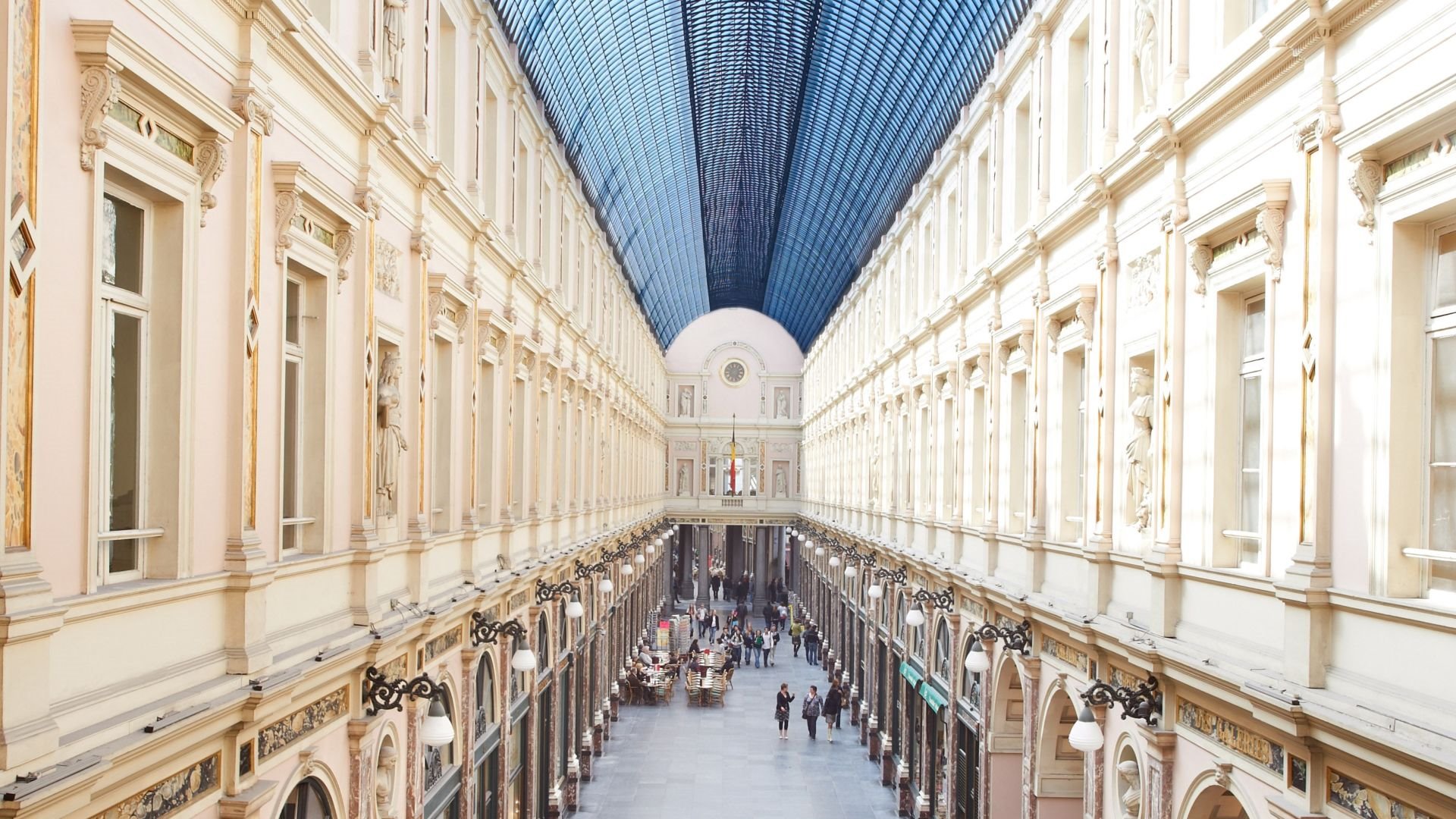 Bruselas | LAT.40