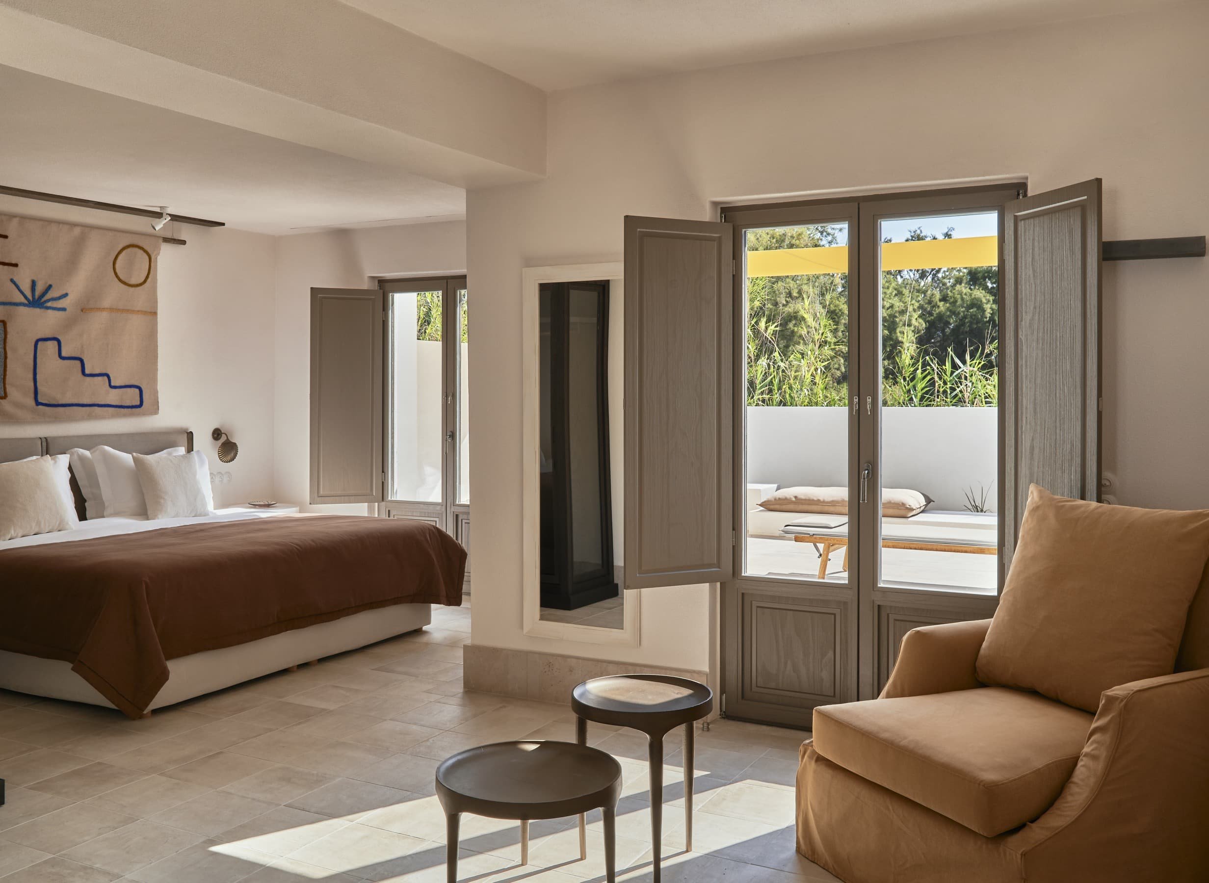 Paros