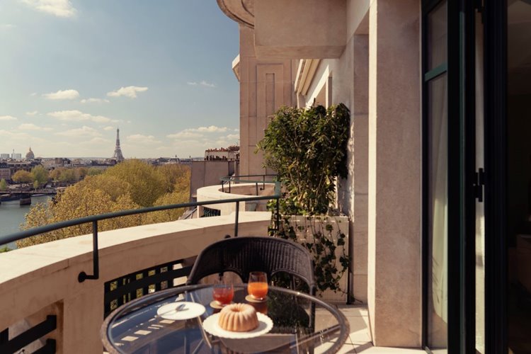 Cheval Blanc Paris en su destino