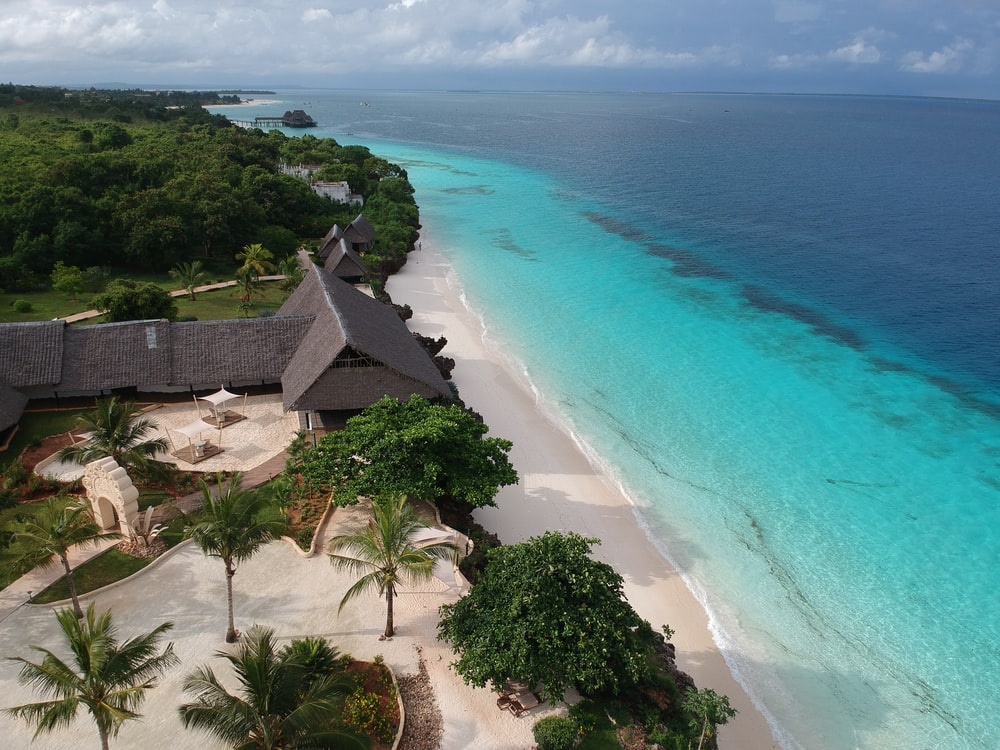 Extensión Fanjove Island diseñado por LAT.40