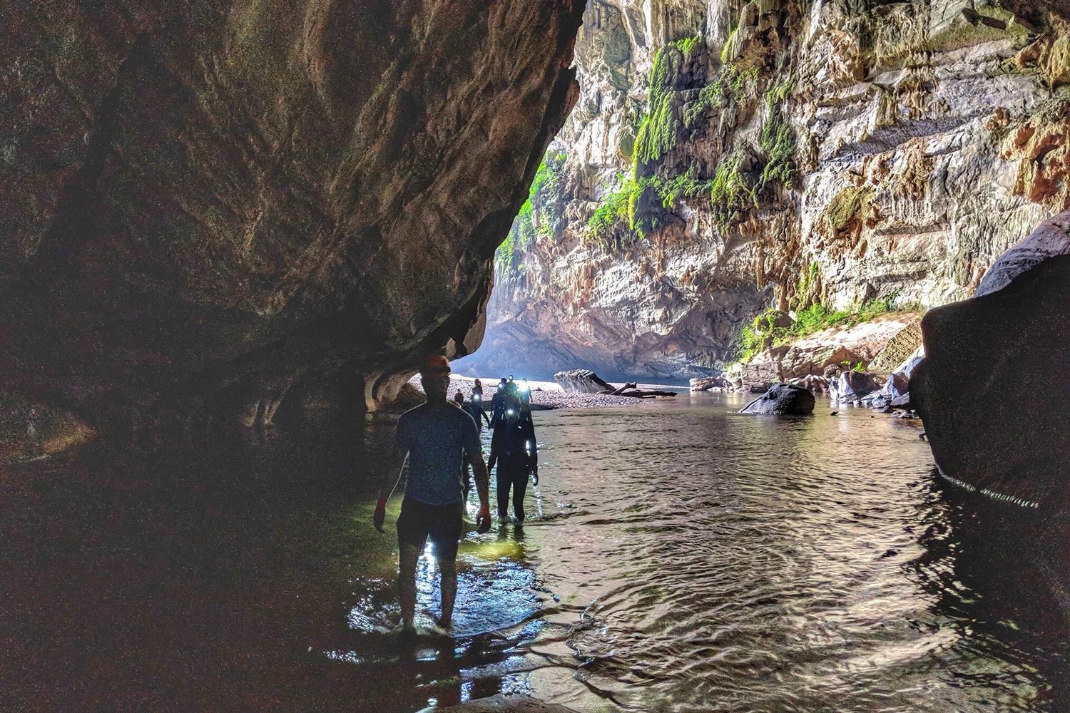 Son Doong | LAT.40