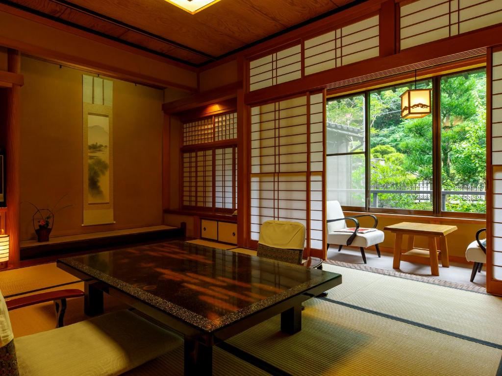 Motoyu Ishiya en kanazawa