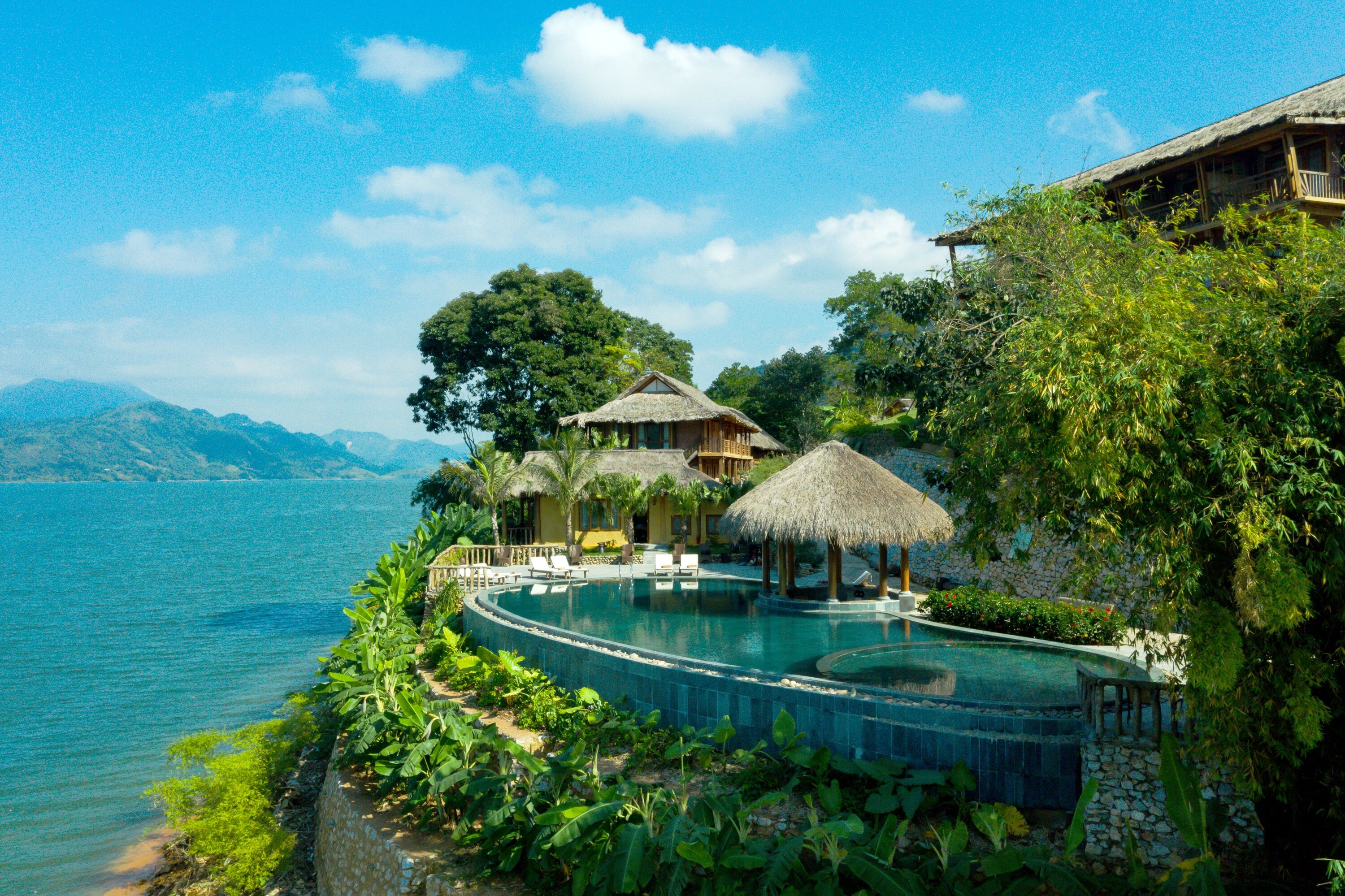 Mai Chau Hideaway Resort en su destino
