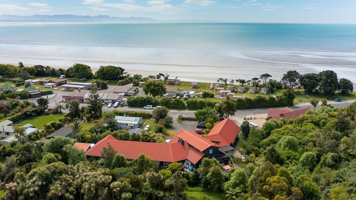 Ratanui Lodge | LAT.40