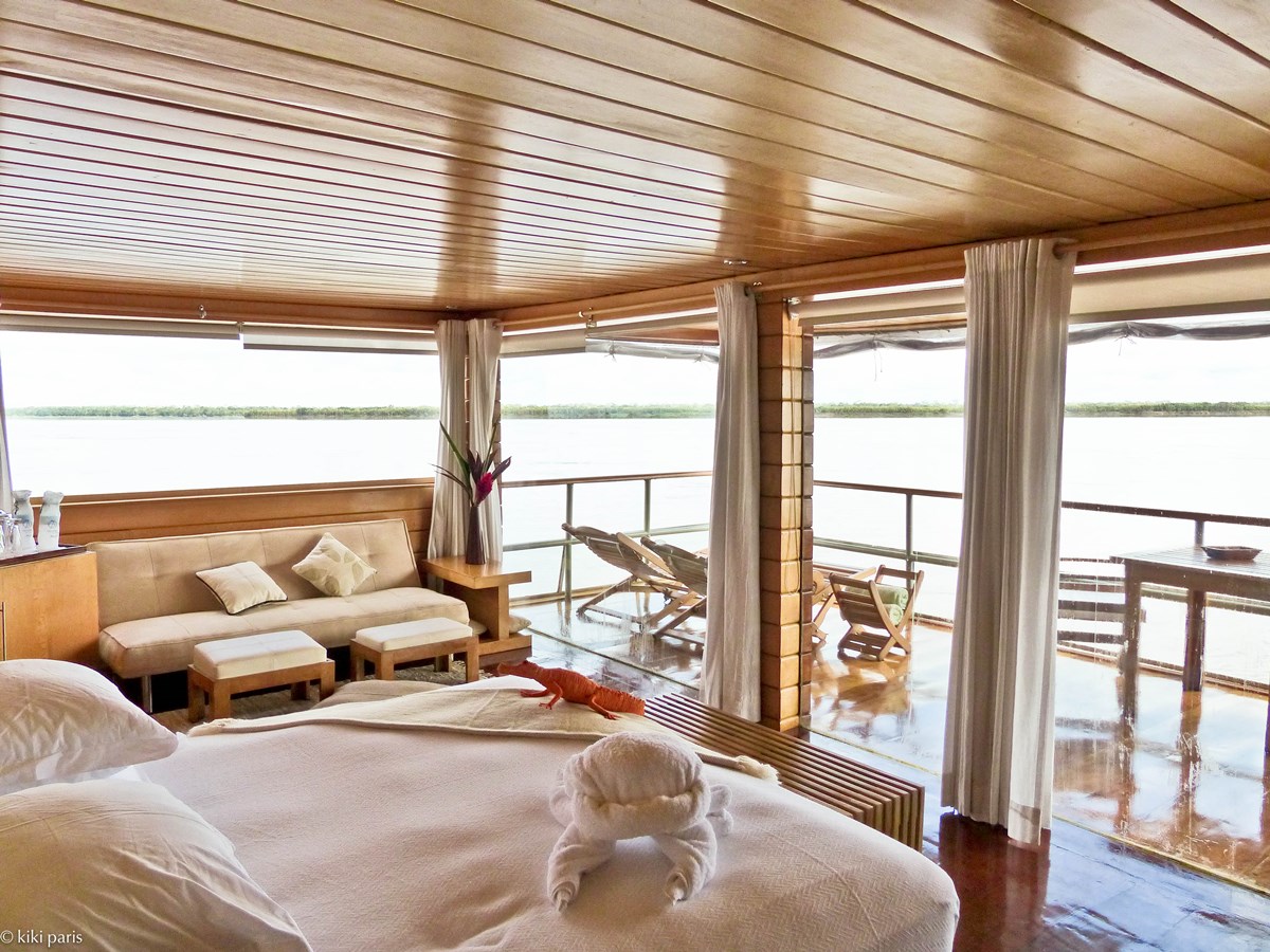 Delfin Cruises en Iquitos