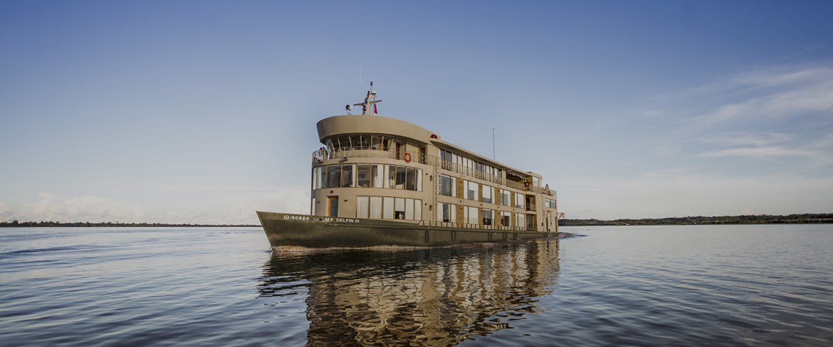 Delfin Cruises en Iquitos