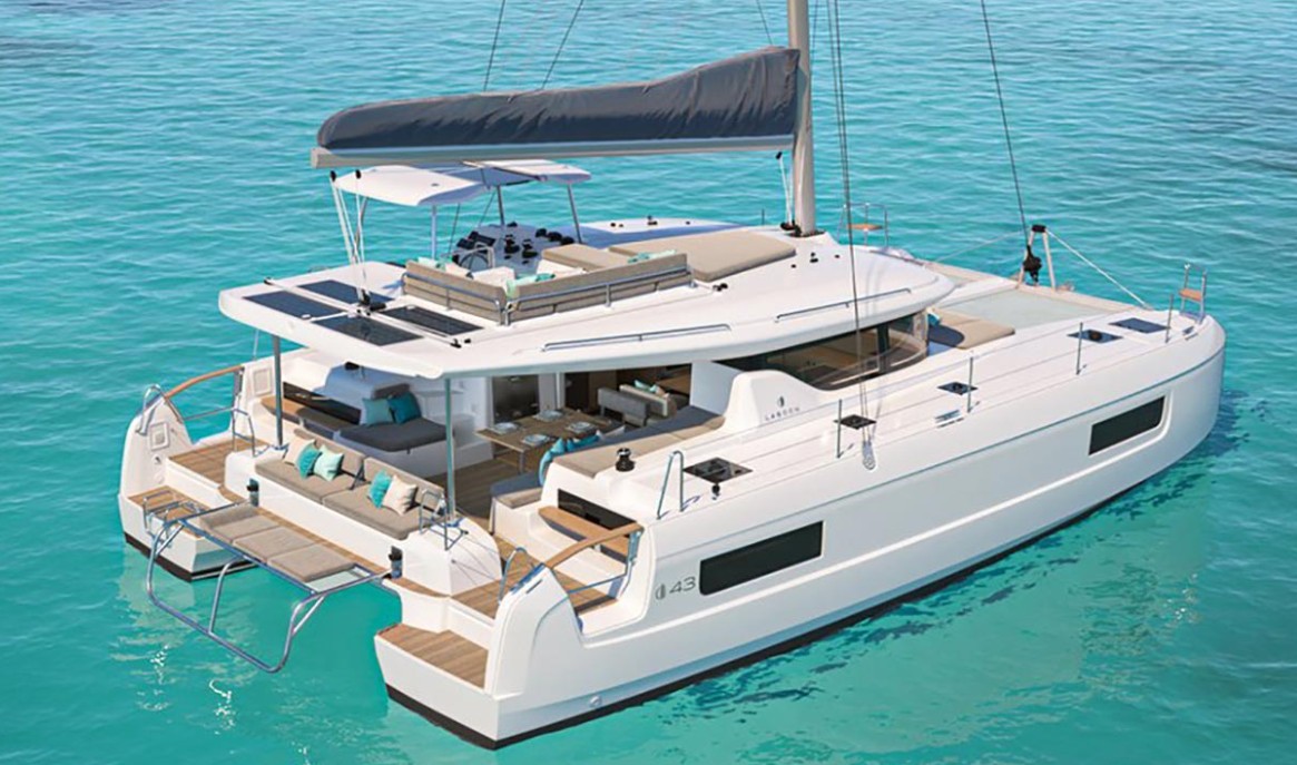 Catamaran Pirvado Lagoon 43 en Greece
