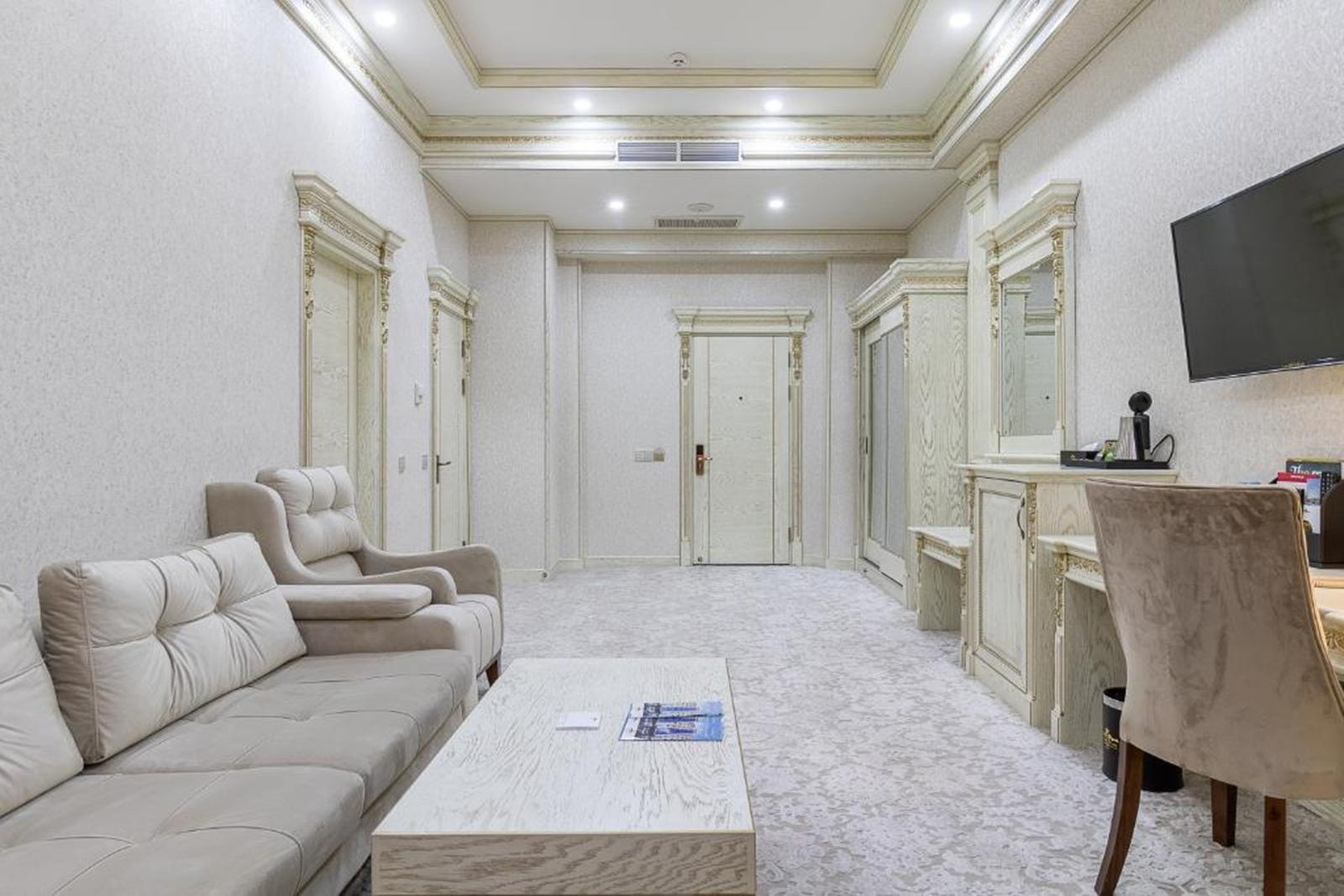 Qushbegi Plaza en Tashkent