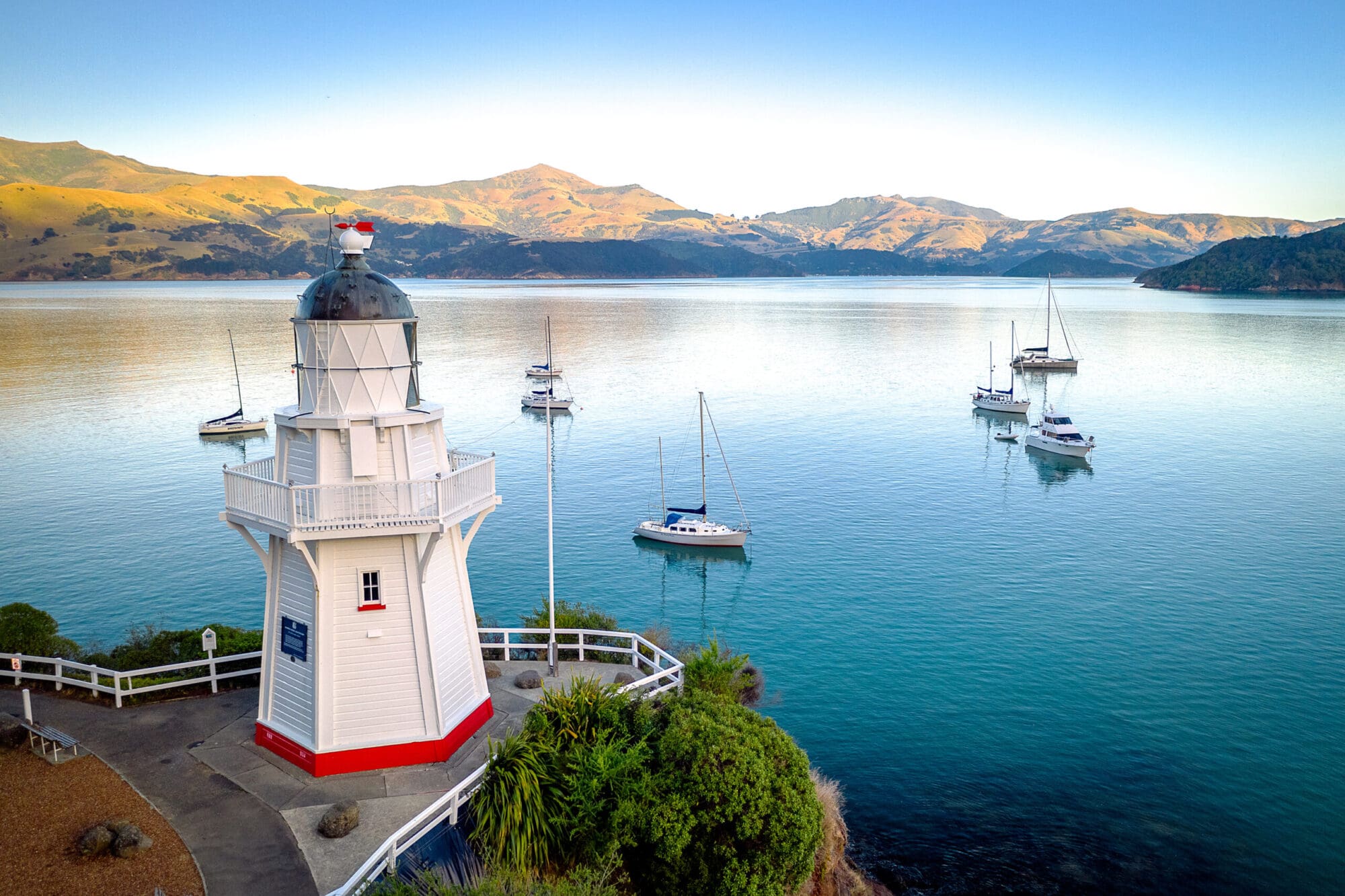 Annandale Shearwater en Akaroa y Península de Banks