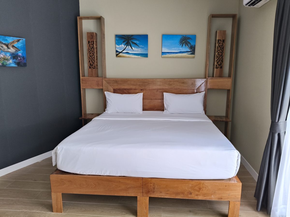 2 bedroom beachfront 16