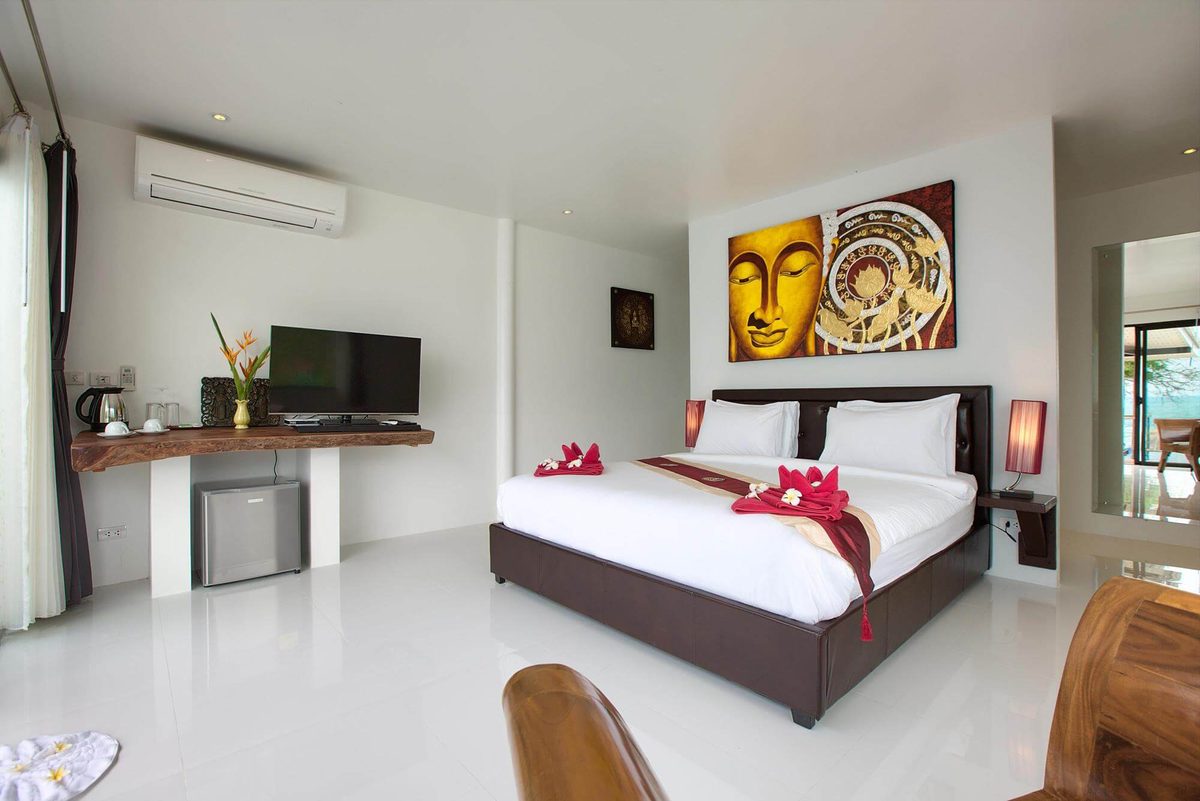 Private pool villa 12