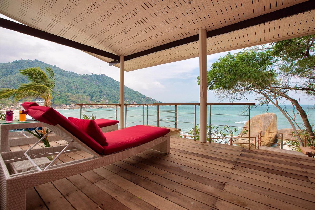 Private pool villa 06
