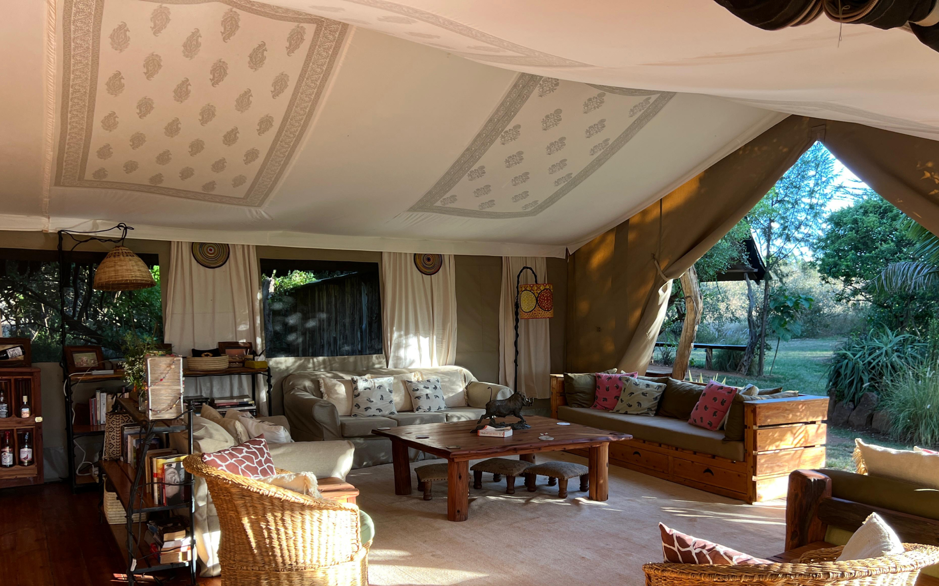 Ekorian's Mugie Camp en su destino