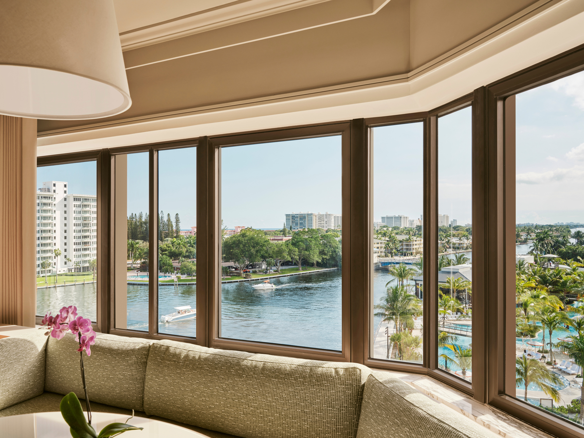 Tbr tower coastal view 1br suite 2 1200x900 e339a72